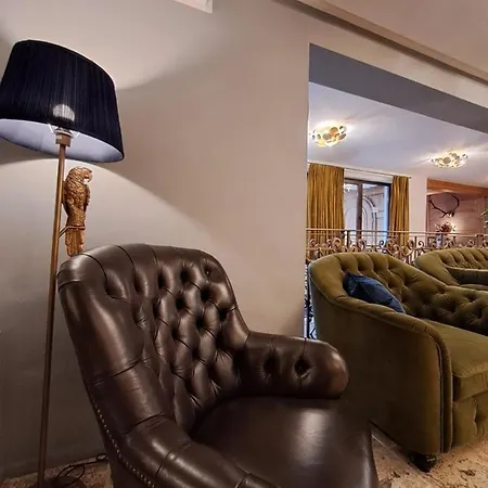 Zwei Hirsche Дерев'яний котедж Зефельд-ін-Тіроль