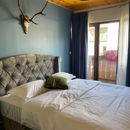 Zwei Hirsche Lodge Seefeld in Tirol