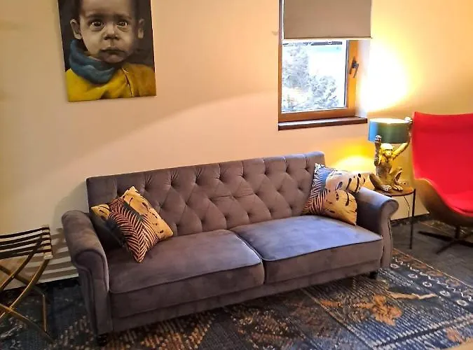 Zwei Hirsche 山林小屋