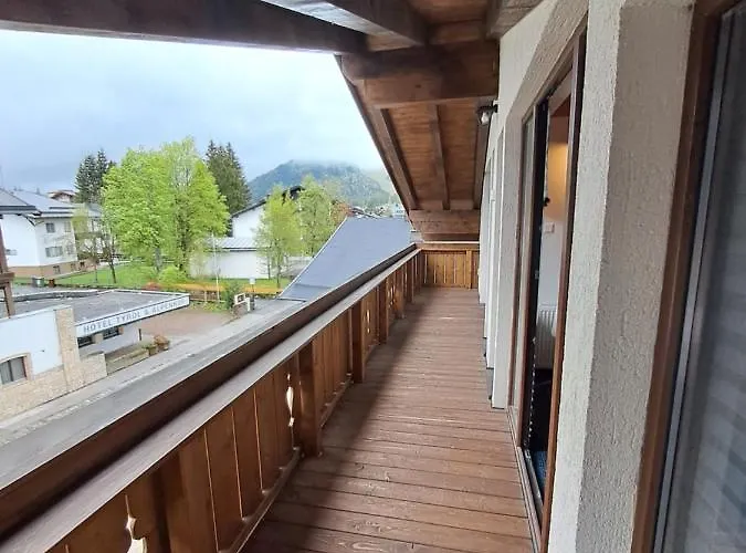 Jaktstuga Zwei Hirsche *