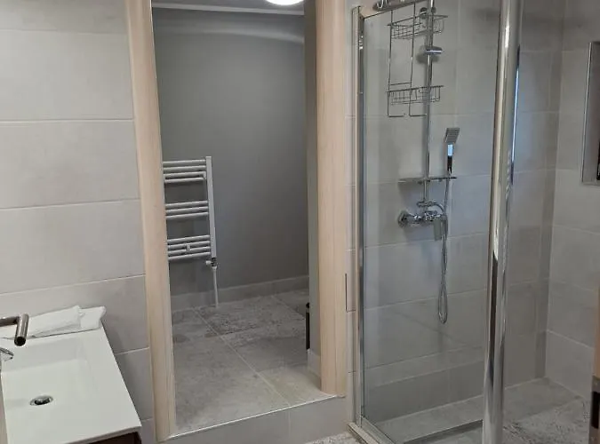 Zwei Hirsche Seefeld w Tirolu