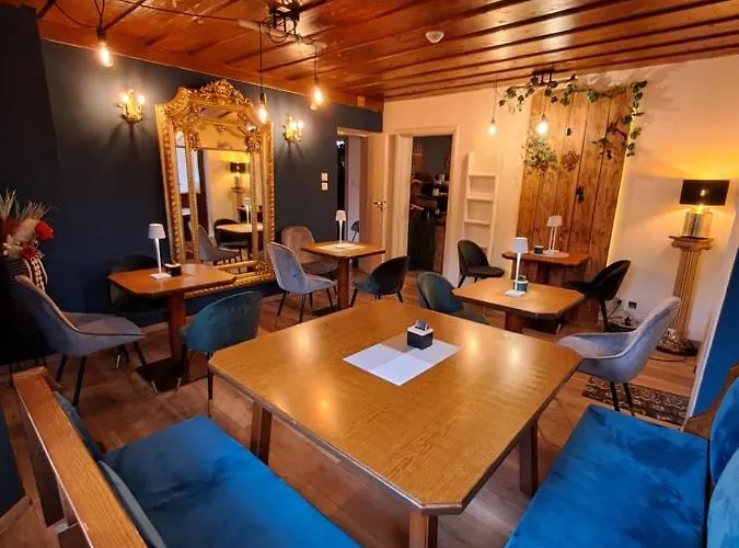 山林小屋 Zwei Hirsche