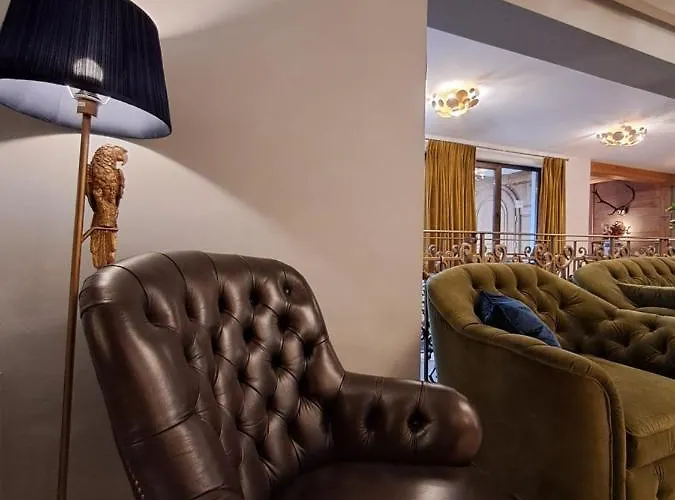 Zwei Hirsche Jaktstuga Seefeld in Tirol