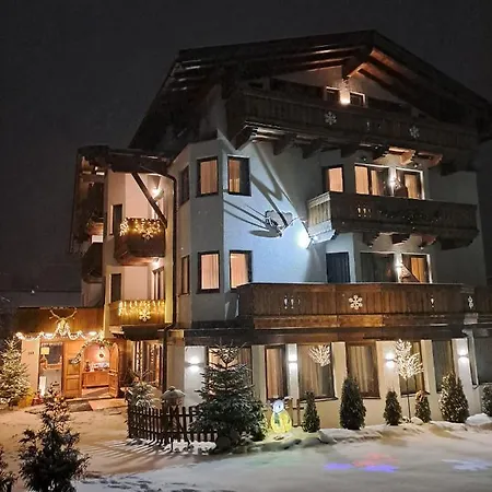 Hytte Zwei Hirsche Seefeld in Tirol