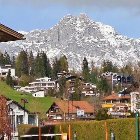 Zwei Hirsche Hytte Seefeld in Tirol